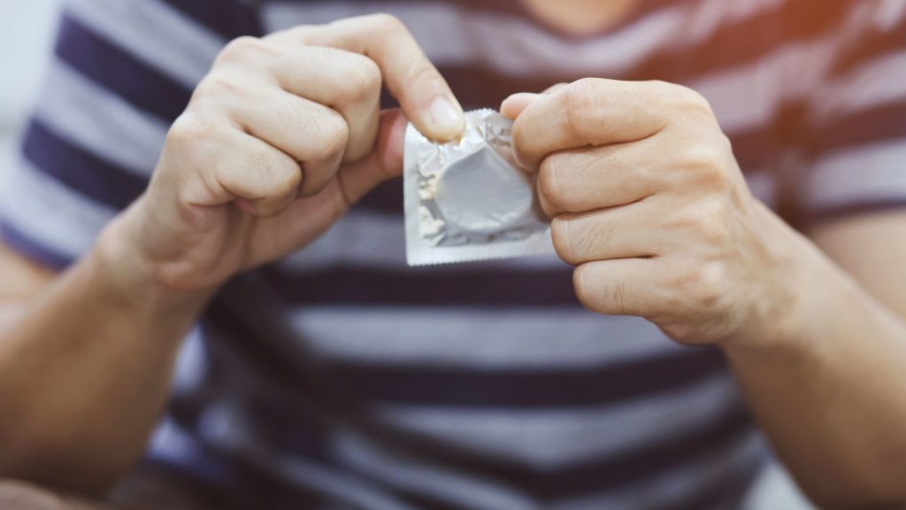 alergia na prezerwatywy prezerwatywy tracą ważność Prezerwatywa utknęła w pochwie? Jak ją usunąć?